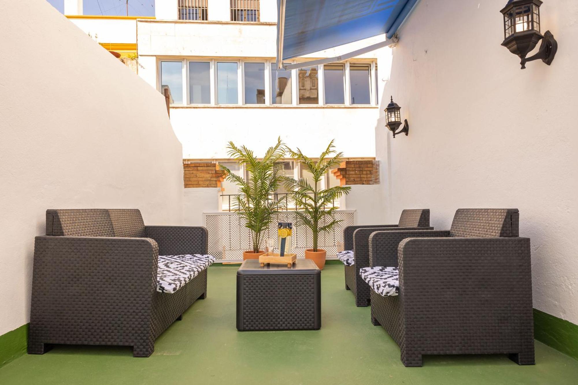 New! La Casa Del Cerrajero Apartment Seville Exterior photo