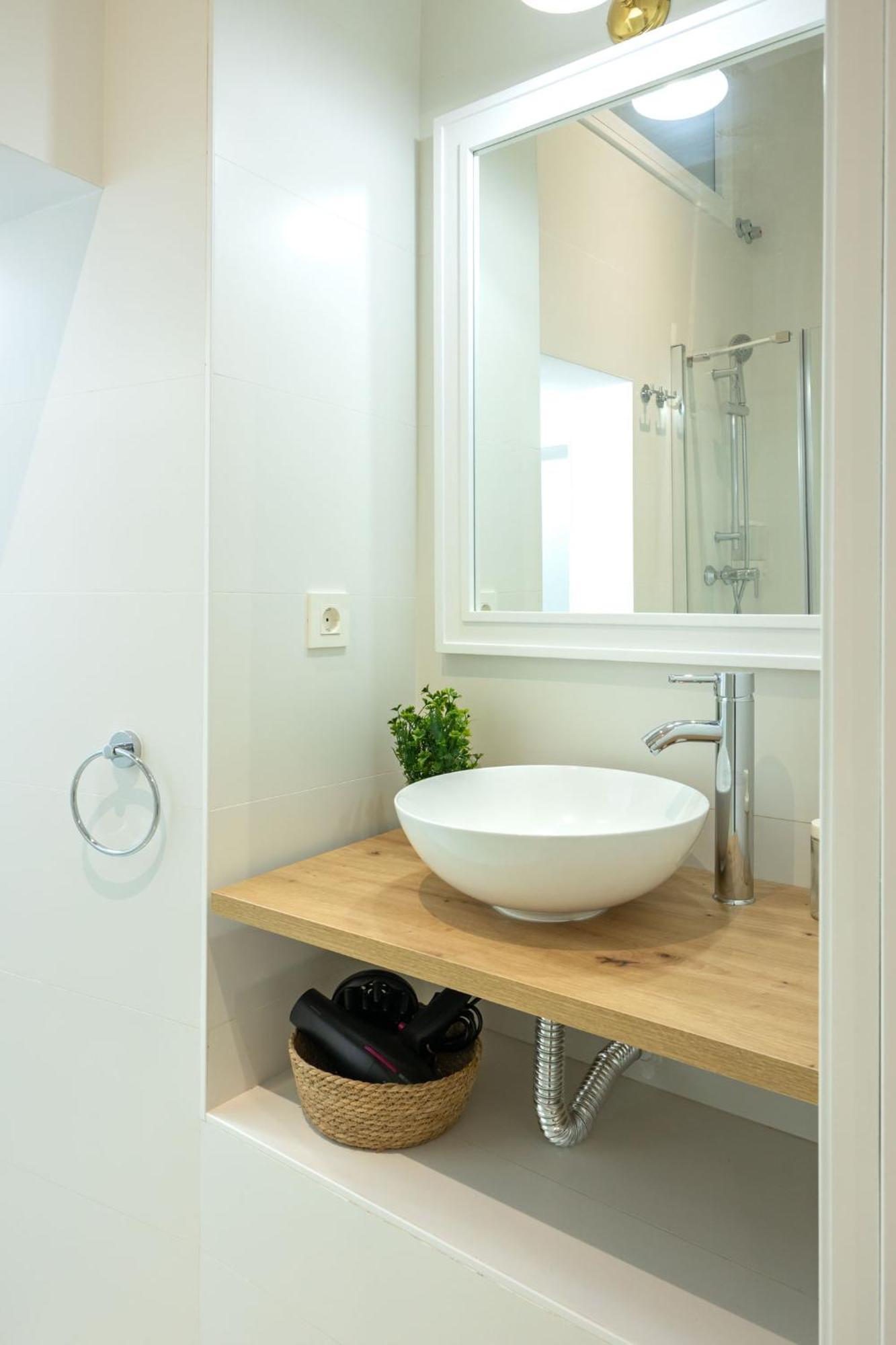 New! La Casa Del Cerrajero Apartment Seville Exterior photo